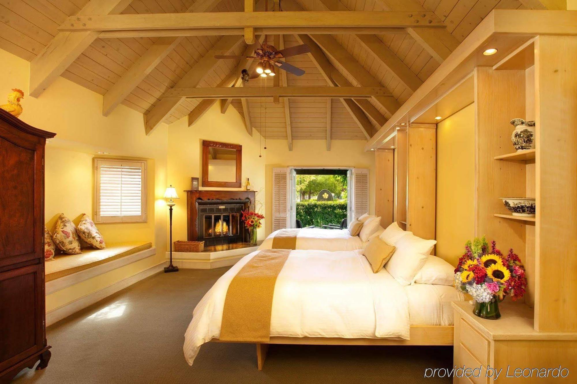 Vintage House At The Estate Yountville Phòng bức ảnh